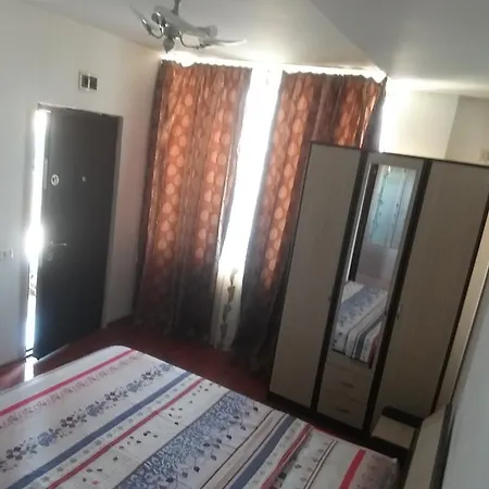 בית הארחה Vila Pozitiv