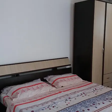 Vila Pozitiv * קונסטנצה