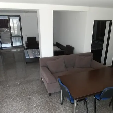Guest house Vila Pozitiv